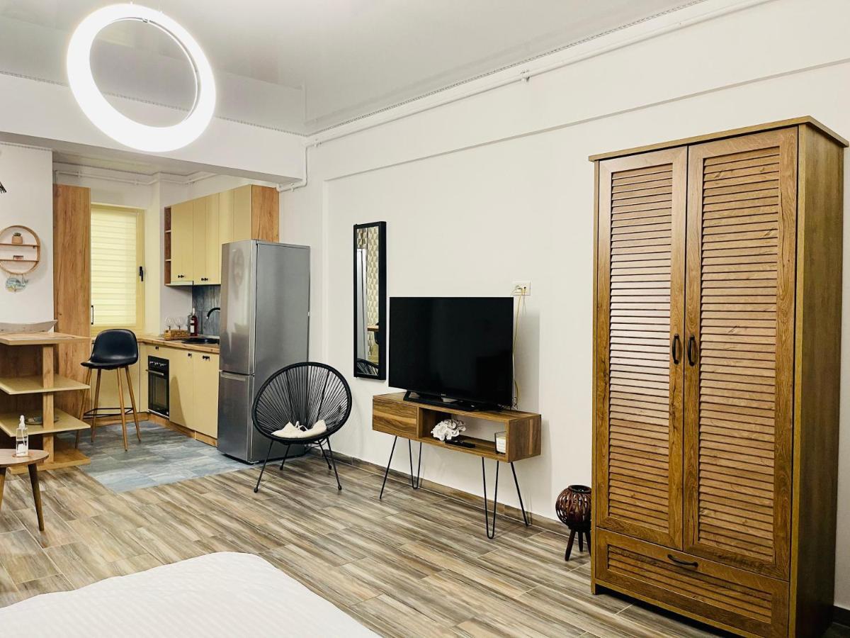 Luxury Studio - Maison 103 - Stefan Building Complex Apartment Navodari Exterior photo